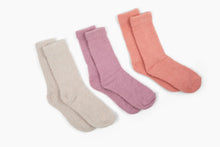 Load image into Gallery viewer, Cozy Cloud Socks - Rosette Pink