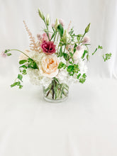 Load image into Gallery viewer, Blush Signature Arrangement