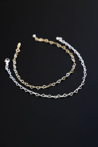 Heart Chain Bracelet: Gold Filled
