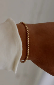 Holland Round Box Chain Bracelet