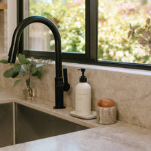 Load image into Gallery viewer, Sunday Morning Liquid + Body Hand Wash
