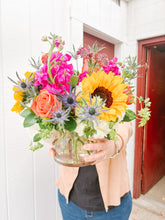 Load image into Gallery viewer, Brights! Signature Arrangement
