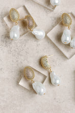 Load image into Gallery viewer, Sparkling Vintage Chunky Gold and Pearl Drop Earrings
