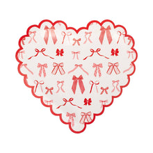 Load image into Gallery viewer, Bow Pattern Scalloped Heart Shapped Plate
