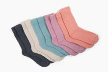 Load image into Gallery viewer, Cozy Cloud Socks - Orchid Purple
