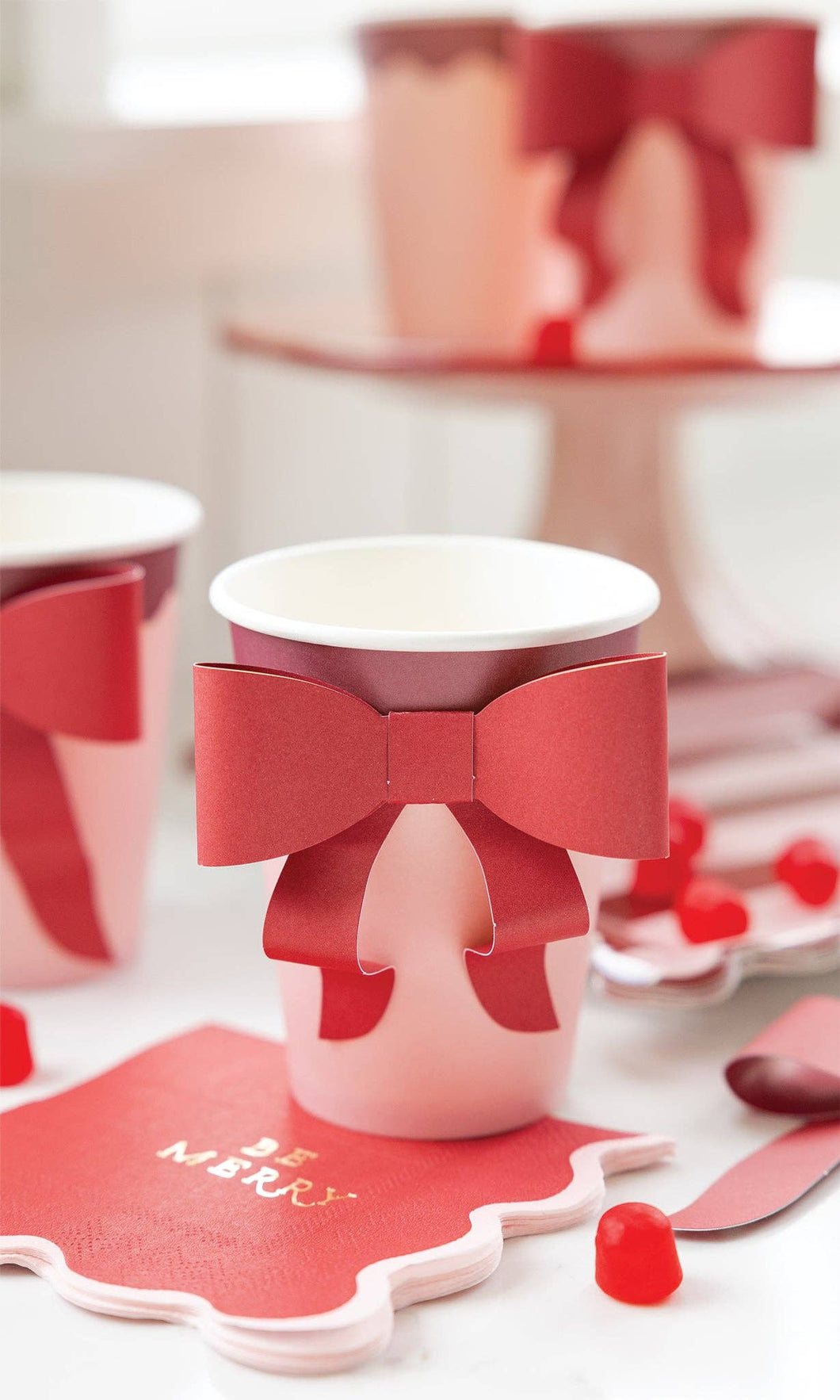 Pink & Burgundy Bow Paper Cups